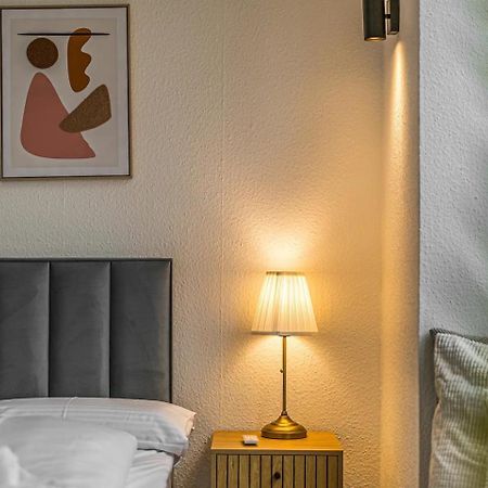 Ruhige Und Stilvolle Wohnung Am Clara-Zetkin-Park Leipzig Exteriör bild