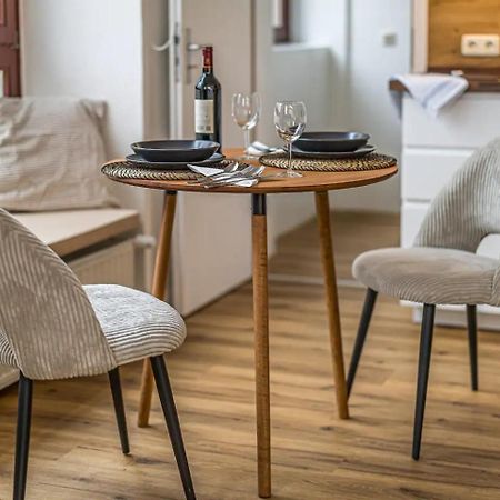 Ruhige Und Stilvolle Wohnung Am Clara-Zetkin-Park Leipzig Exteriör bild