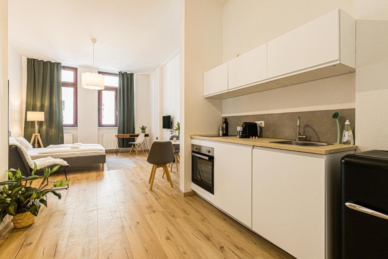 Ruhige Und Stilvolle Wohnung Am Clara-Zetkin-Park Leipzig Exteriör bild