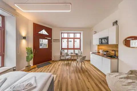 Ruhige Und Stilvolle Wohnung Am Clara-Zetkin-Park Leipzig Exteriör bild